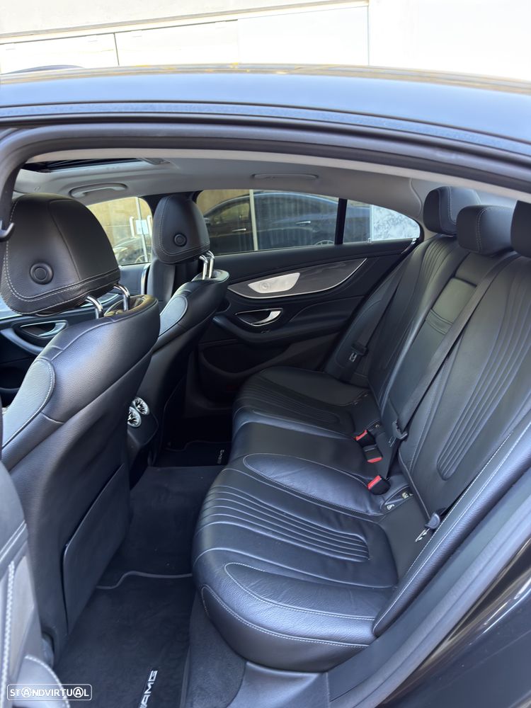 Mercedes-Benz CLS 300 - 5