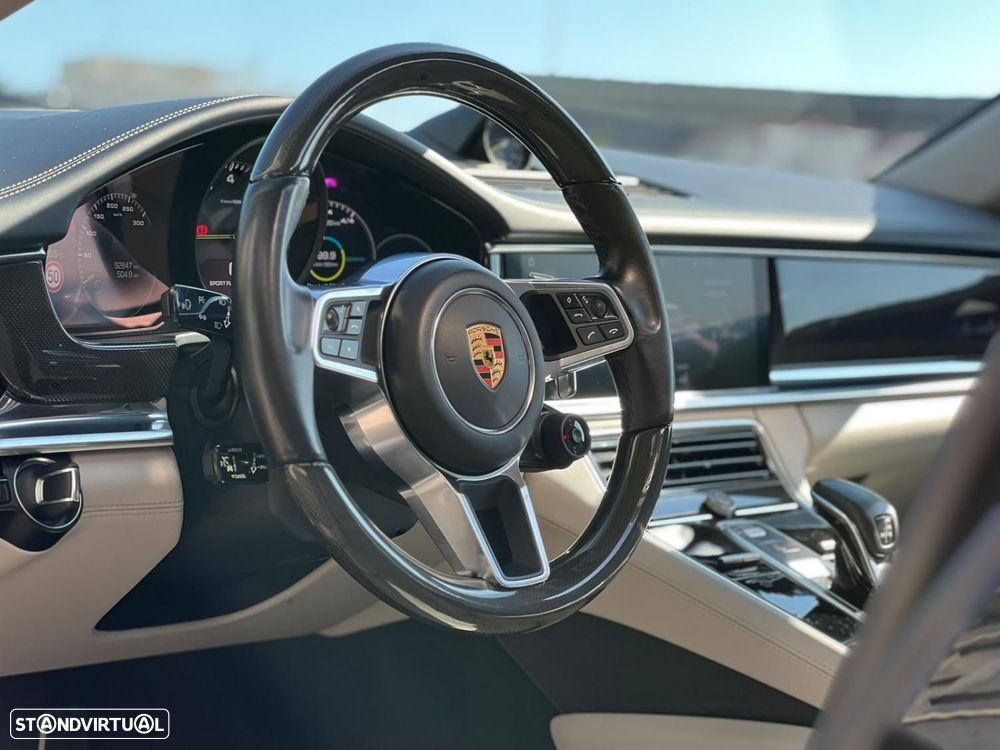 Porsche Panamera 4 E-Hybrid - 9