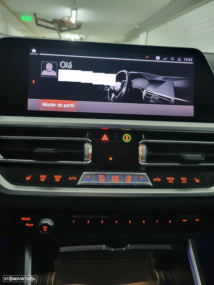 BMW 318 d Luxury Line - 19