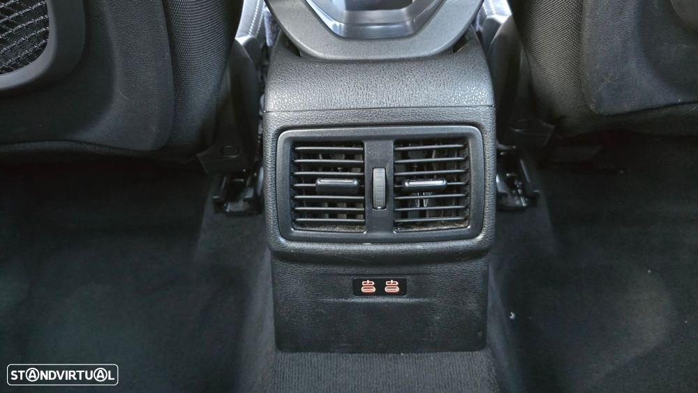 BMW X2 18 d sDrive Auto Advantage - 48