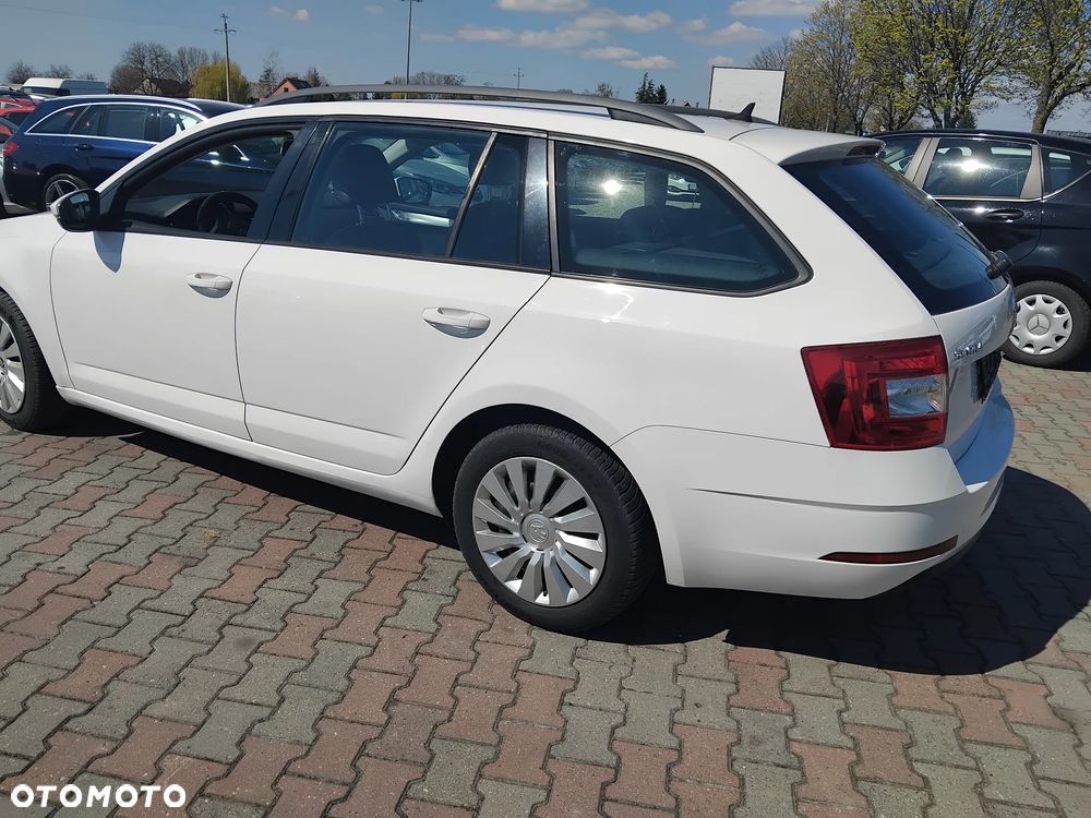 Skoda Octavia - 3