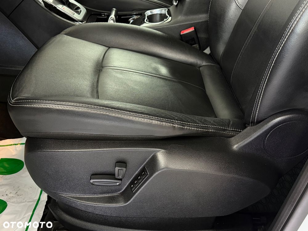 Ford S-Max 2.0 TDCi DPF Titanium X - 14