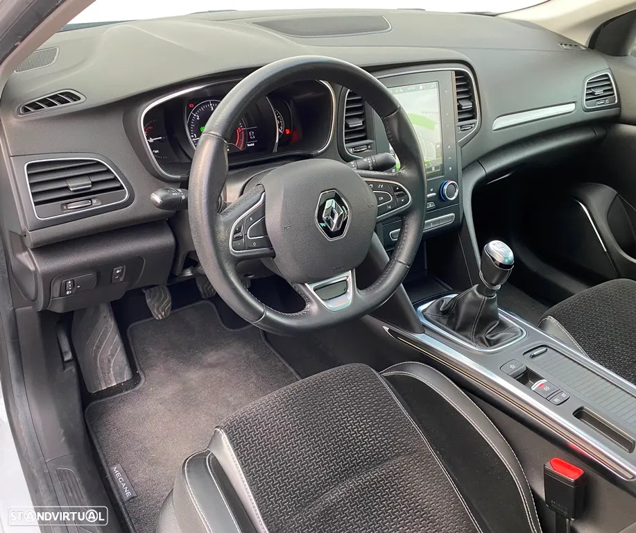 Renault Mégane Grand Coupe 1.5 Blue dCi Executive - 8