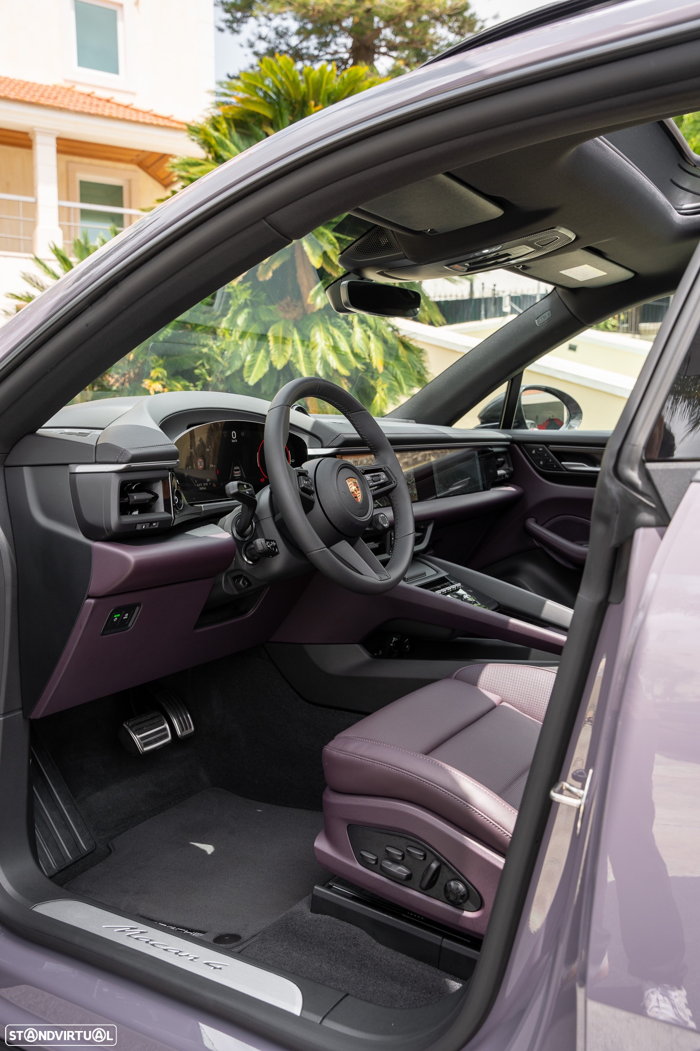 Porsche Macan Electric 4 - 12