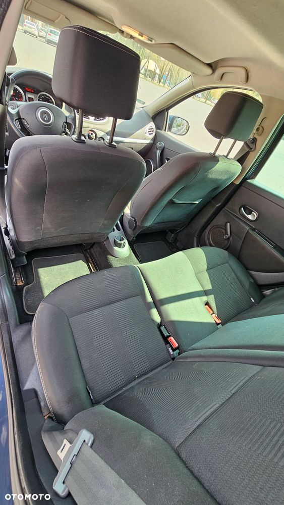 Renault Clio 1.5 dCi Alize - 12