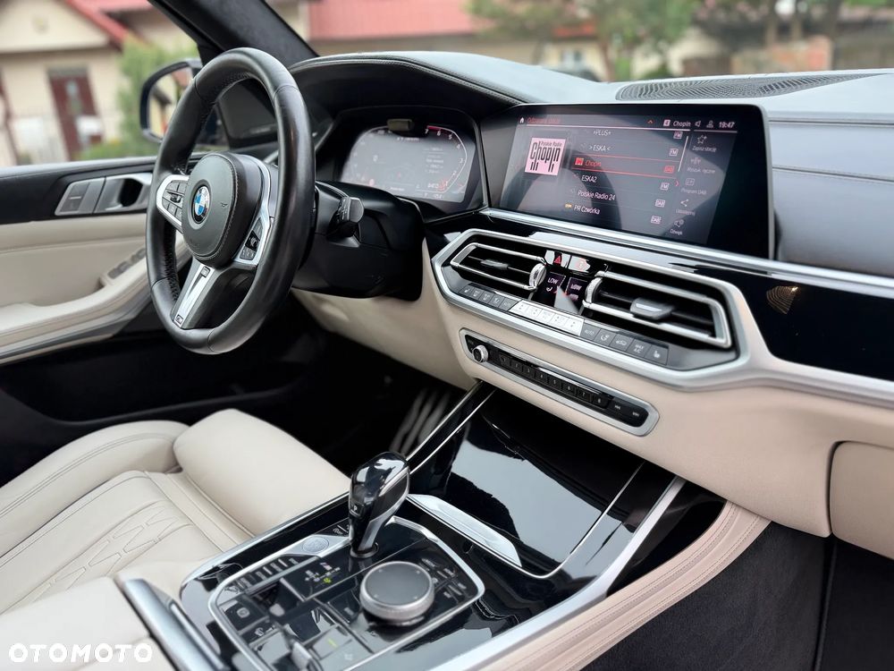 BMW X7 - 36