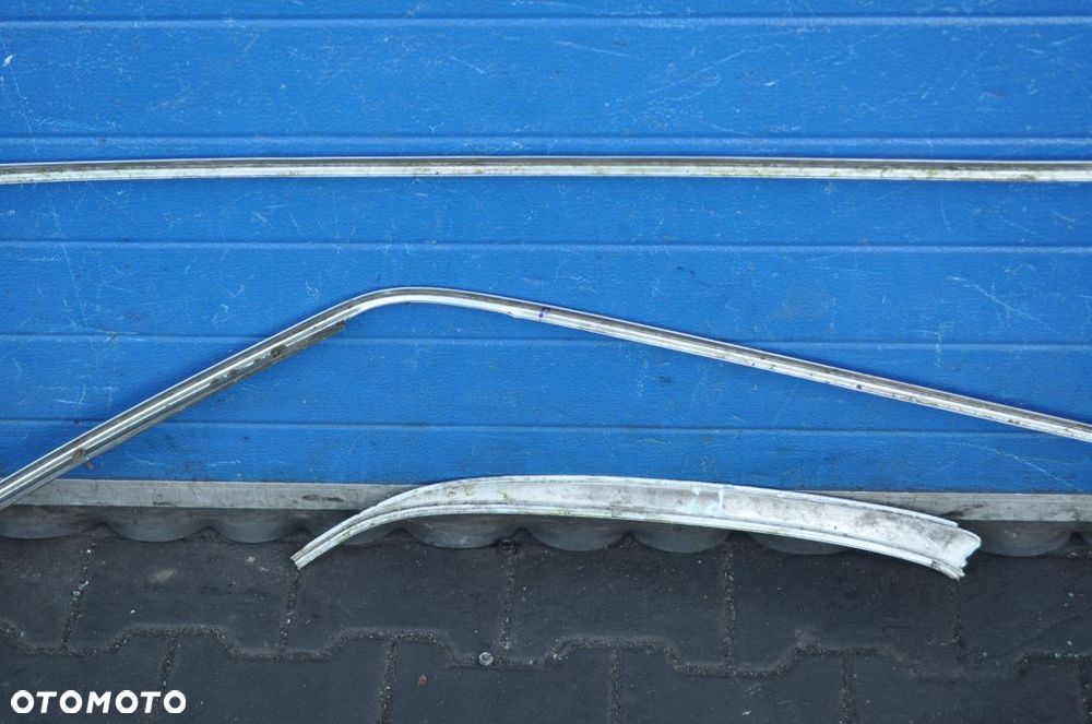 MERCEDES W123 LISTWA DACHU DACHOWA KOMPLET - 4