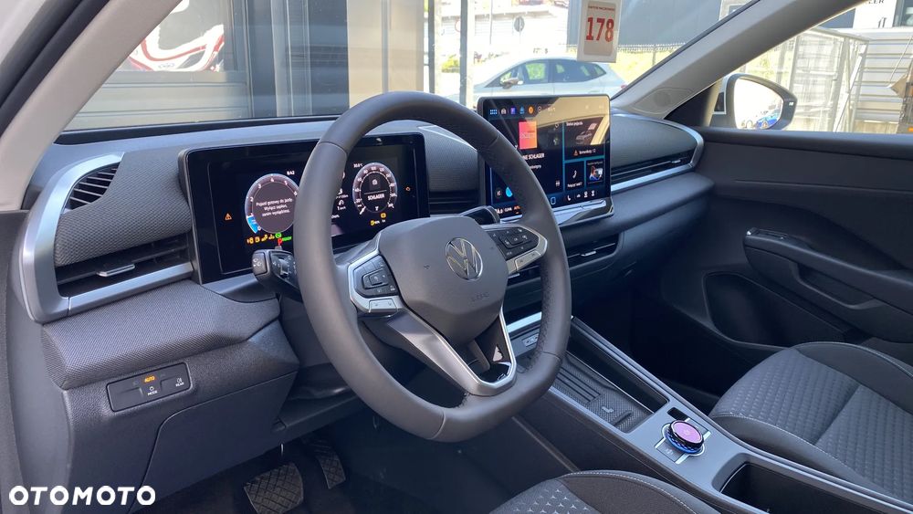 Volkswagen T-Roc 1.5 eTSI Life DSG - 19