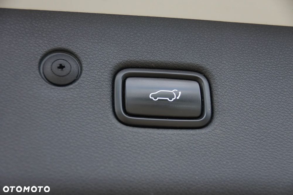 Kia Sportage 2,0 CRDI AWD GT Line - 36