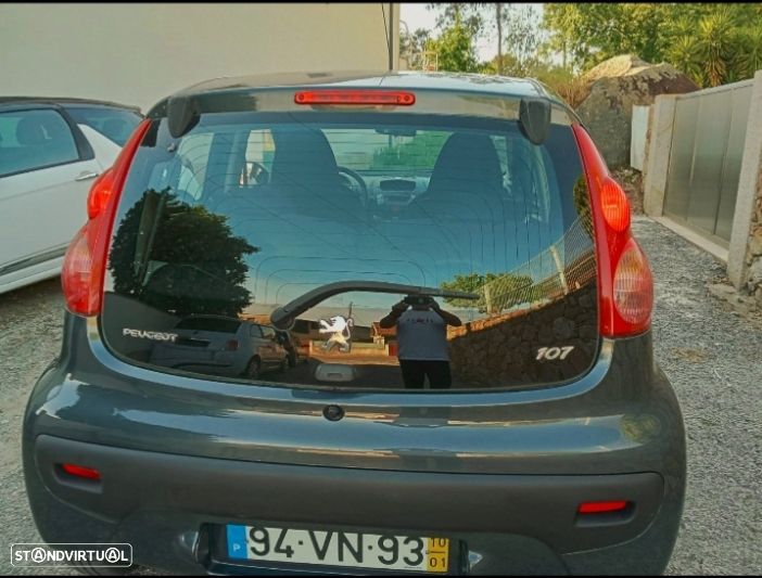 Peugeot 107 - 4