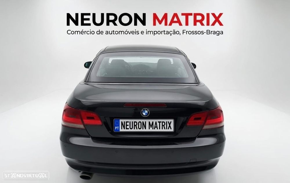 BMW 320 i Edition Exclusive - 8