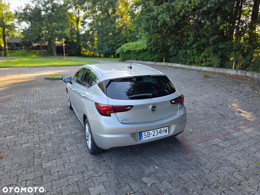 Opel Astra 1.2 T Business Elegance S&S - 4