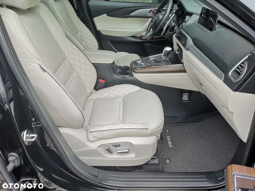 Mazda CX-9 - 31