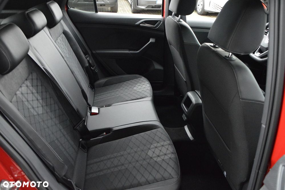 Volkswagen T-Cross 1.0 TSI R-Line Plus DSG - 24
