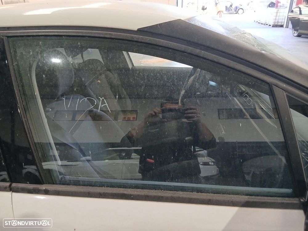 Vidro porta frente direita CITROËN C3 III (SX) - 1
