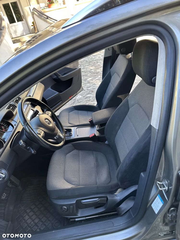 Volkswagen Passat Variant 2.0 Blue TDI SCR Comfortline - 7