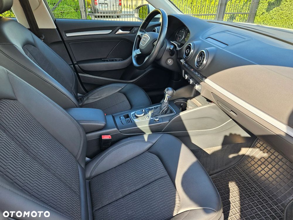Audi A3 Sportback 2.0 TDI S tronic - 18