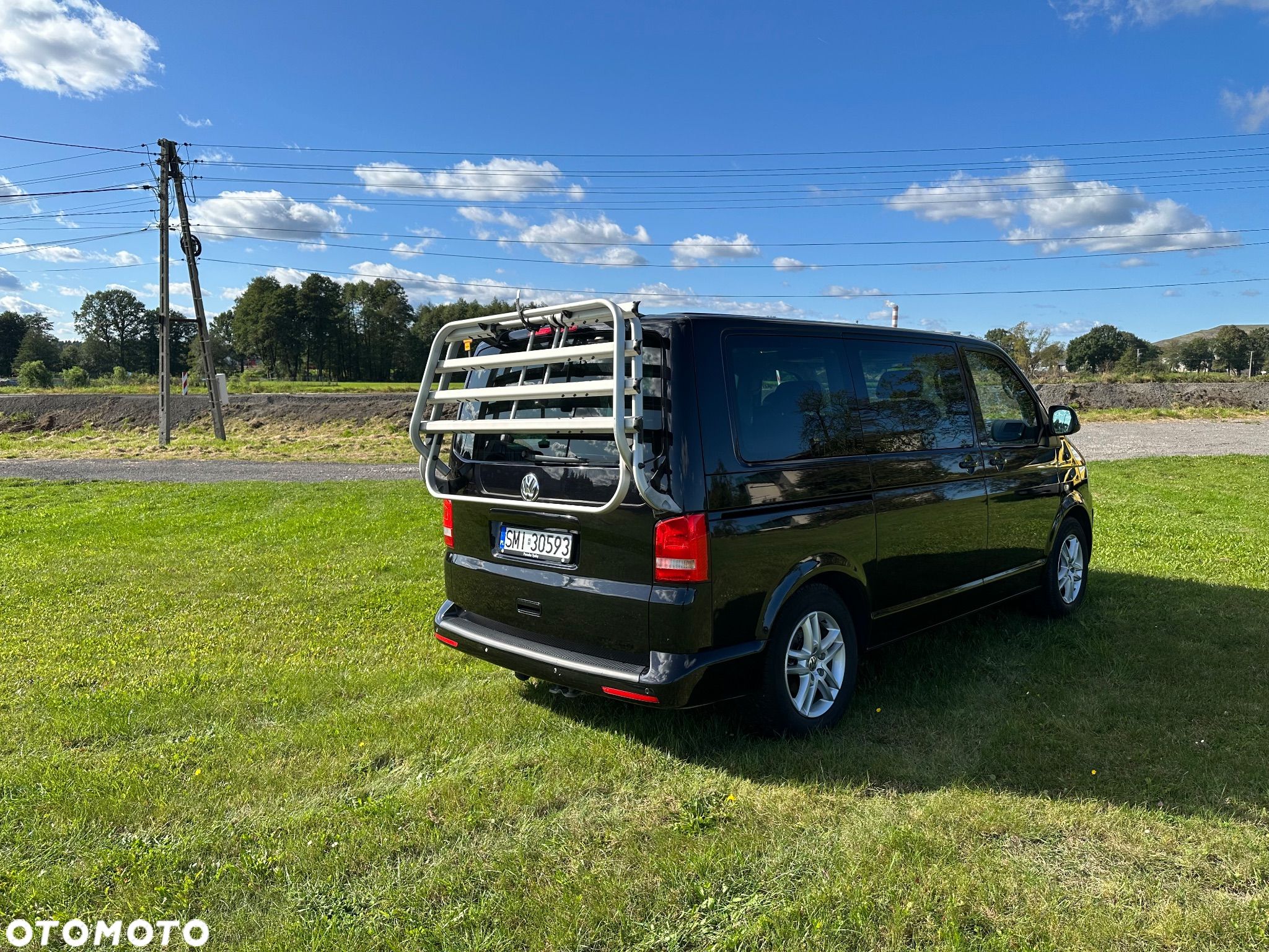 Volkswagen Multivan - 1