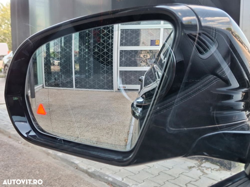 Mercedes-Benz E 300 9G-TRONIC AMG Line - 33