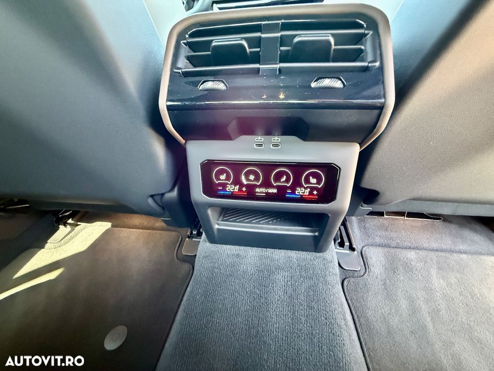 BMW Seria 5 520i Aut. - 24