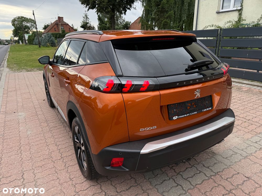 Peugeot 2008 1.5 BlueHDi Allure S&S EAT8 - 6