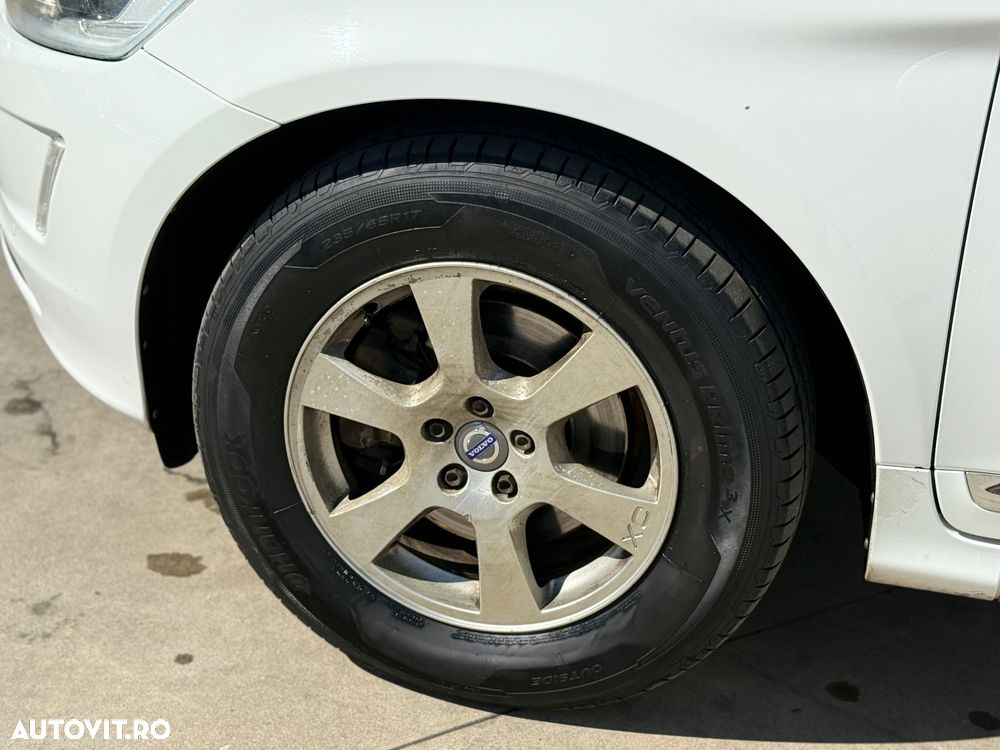 Volvo XC 60 D4 Geartronic Momentum - 19