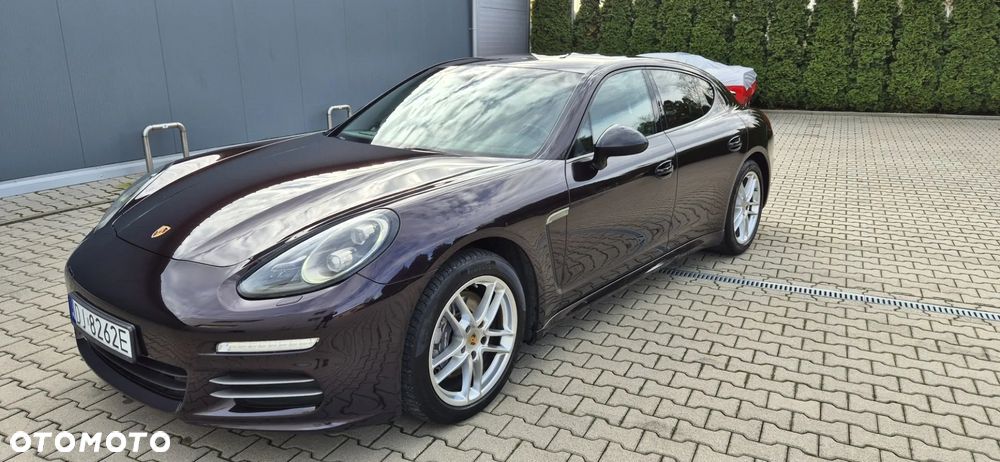 Porsche Panamera 4 - 9