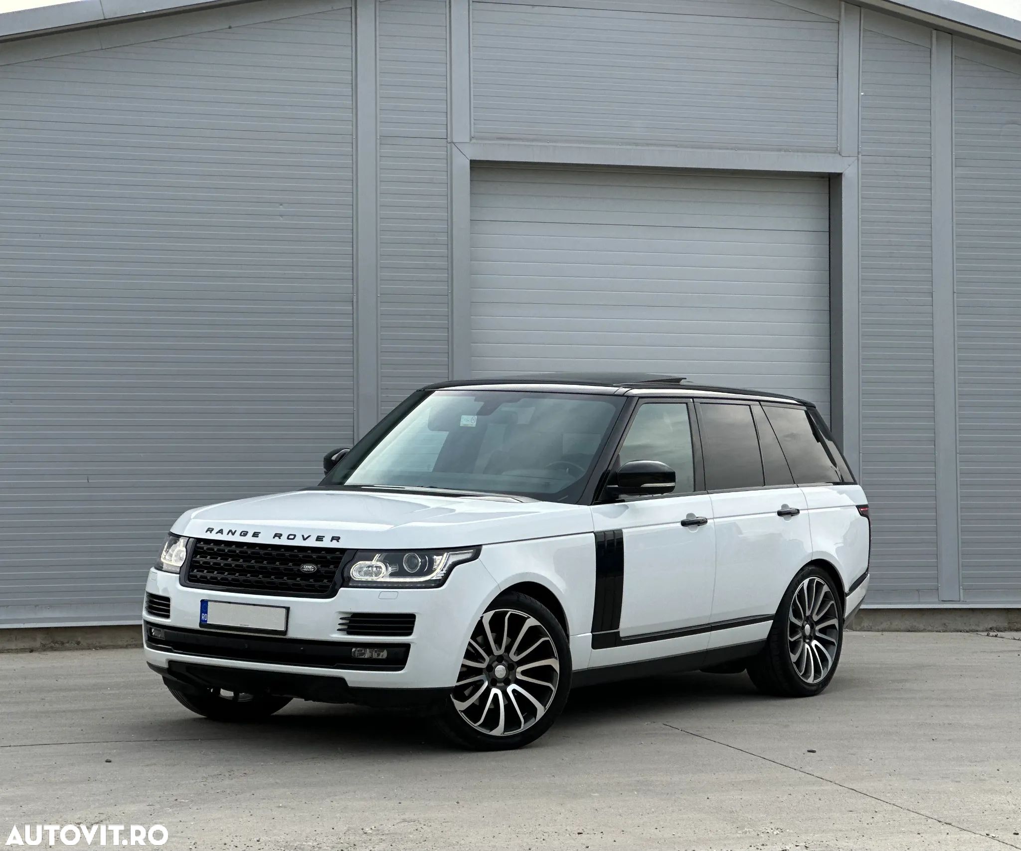Land Rover Range Rover Vogue - 1