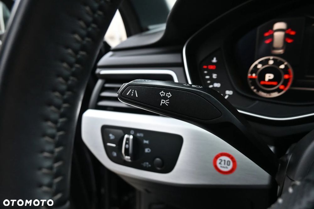 Audi A4 Avant 2.0 TDI DPF clean diesel quattro S tronic S line Sportpaket - 33