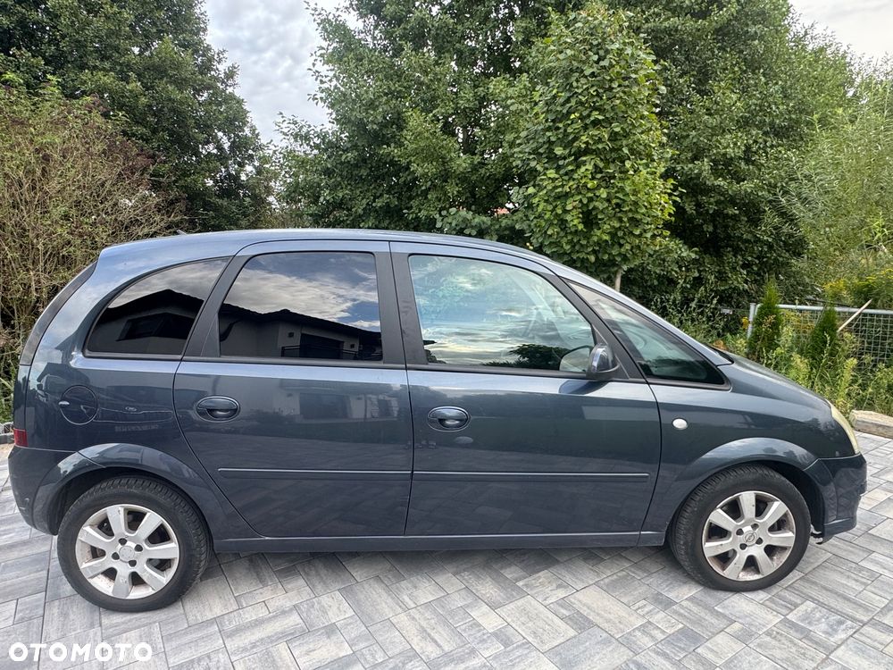Opel Meriva 1.6 Cosmo - 2