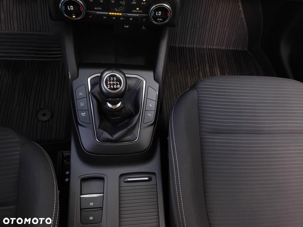 Ford Focus 1.0 EcoBoost Titanium Business - 22