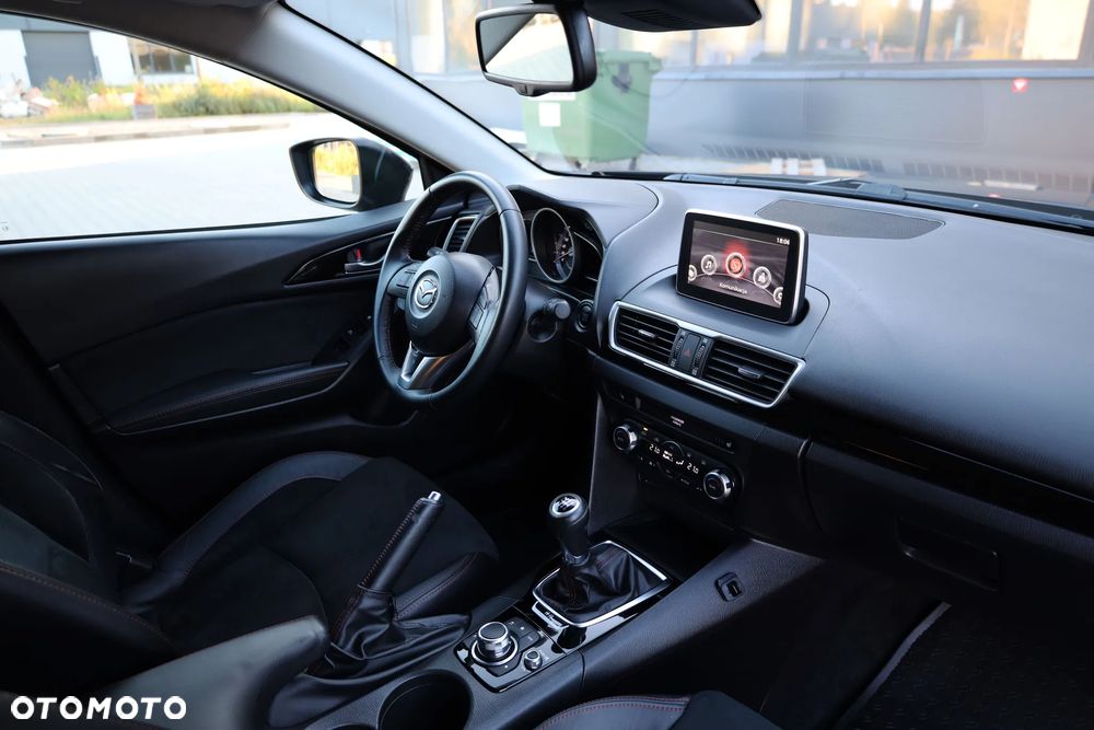 Mazda 3 SKYACTIV-G 120 NAKAMA - 24