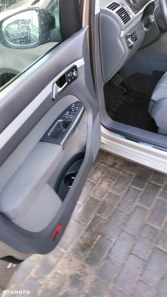 Volkswagen Touran 1.4 TSI DSG MATCH - 15