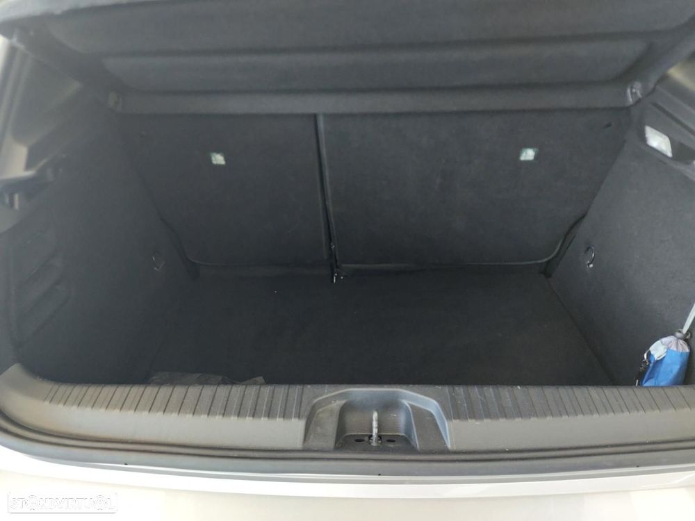 Renault Clio 1.0 TCe Evolution Bi-Fuel - 41