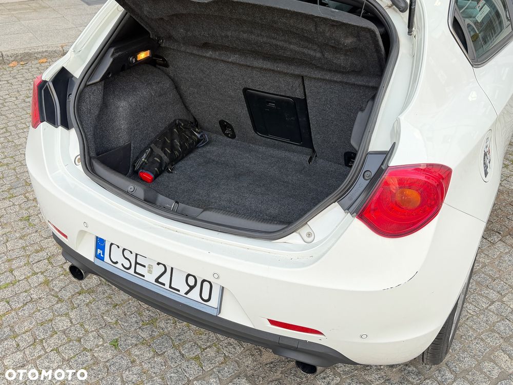 Alfa Romeo Giulietta 2.0 JTDM 16V Turismo - 13