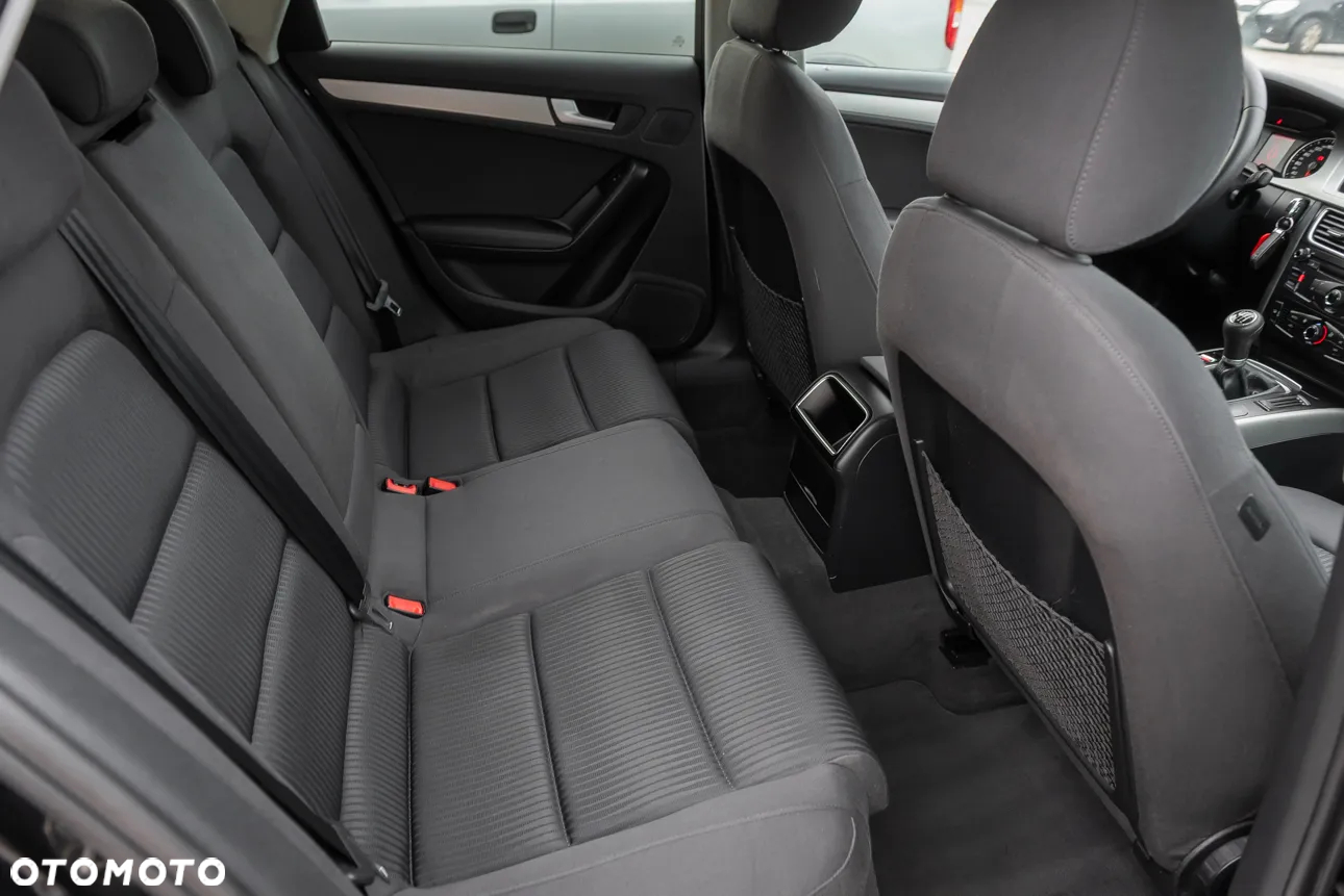 Audi A4 Avant 2.0 TDI DPF S line Sportpaket - 25