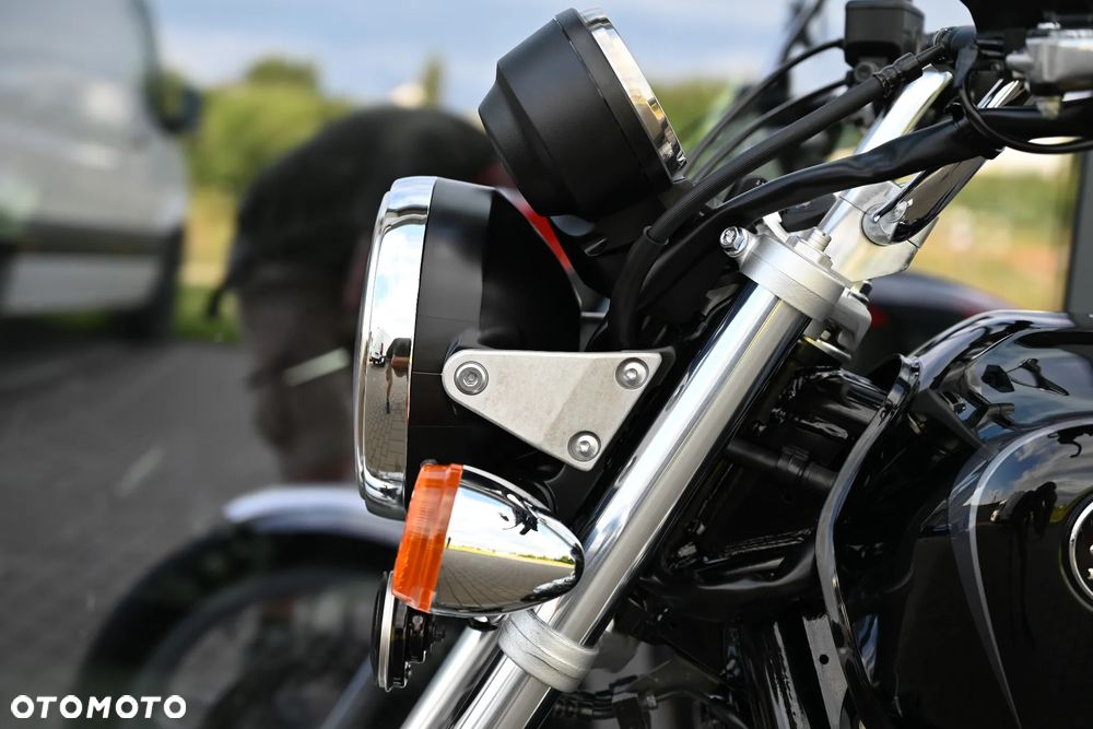 Honda CB - 23