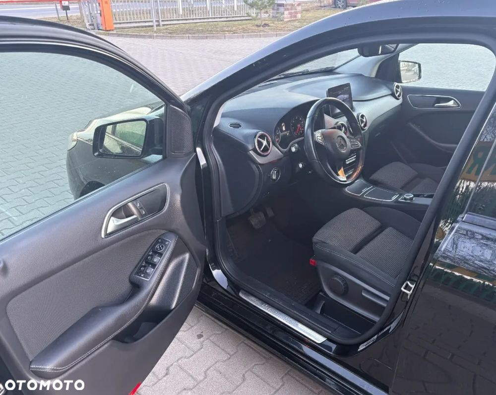 Mercedes-Benz Klasa B 180 (CDI) d 7G-DCT Style - 6