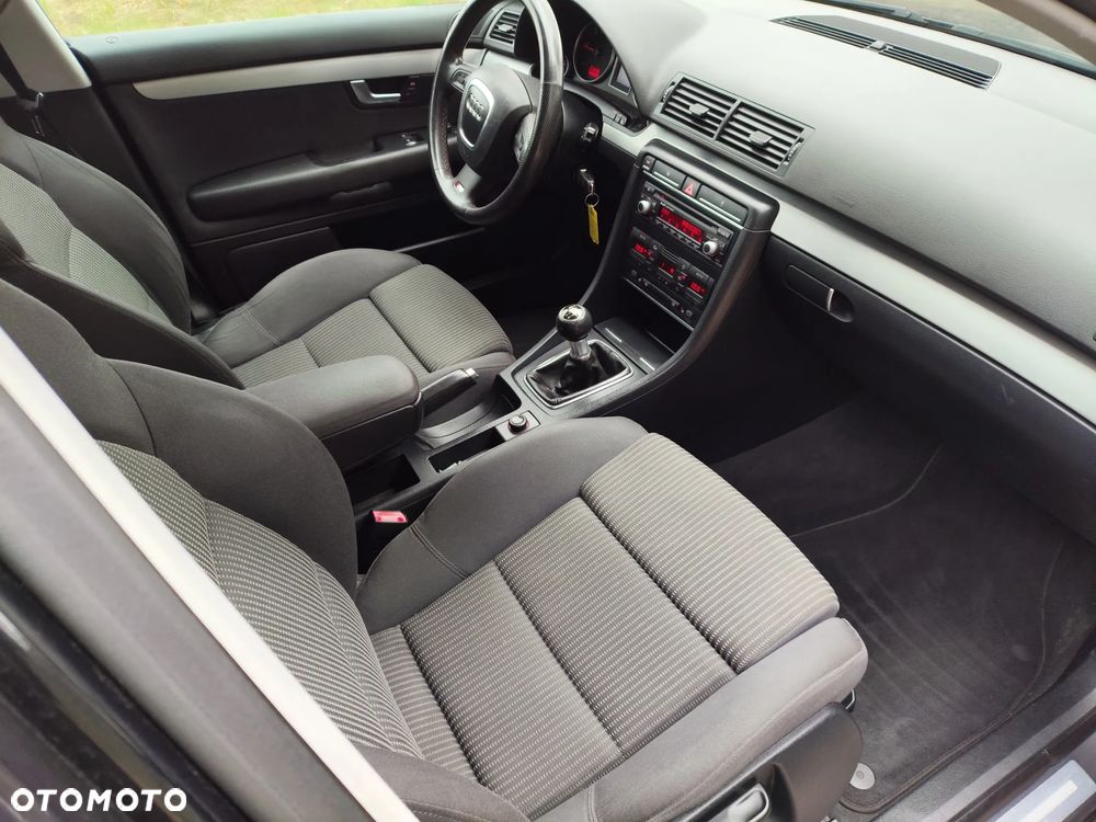 Audi A4 Limousine 2.0 TDI - 8
