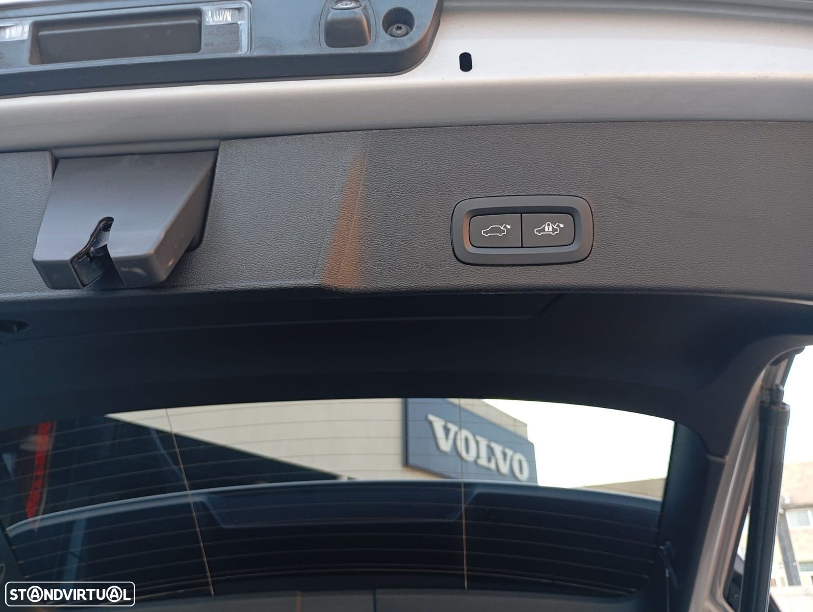 Volvo EX40 82 kWh Single Motor Extended Range Plus - 7