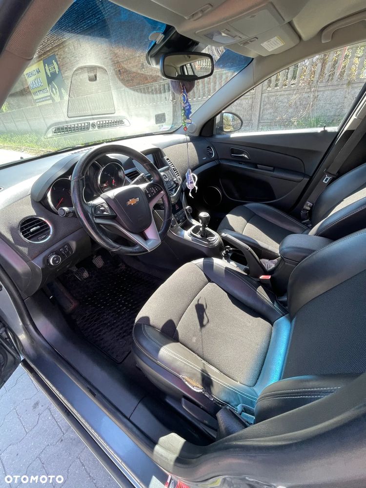 Chevrolet Cruze 1.7 D LT+ Premium - 12