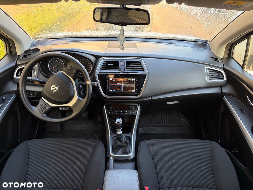 Suzuki SX4 S-Cross 1.4 SHVS Comfort Plus - 8