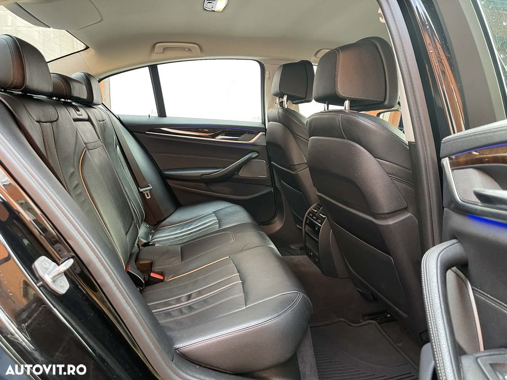 BMW Seria 5 540i xDrive Aut. Luxury Line - 14