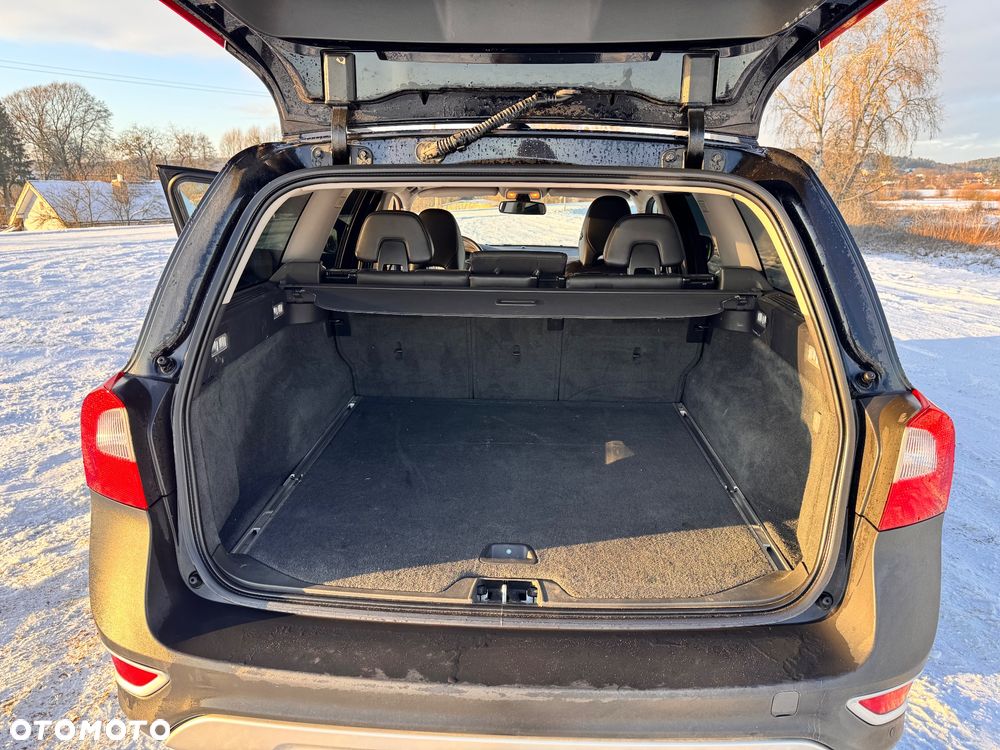 Volvo XC 70 - 18