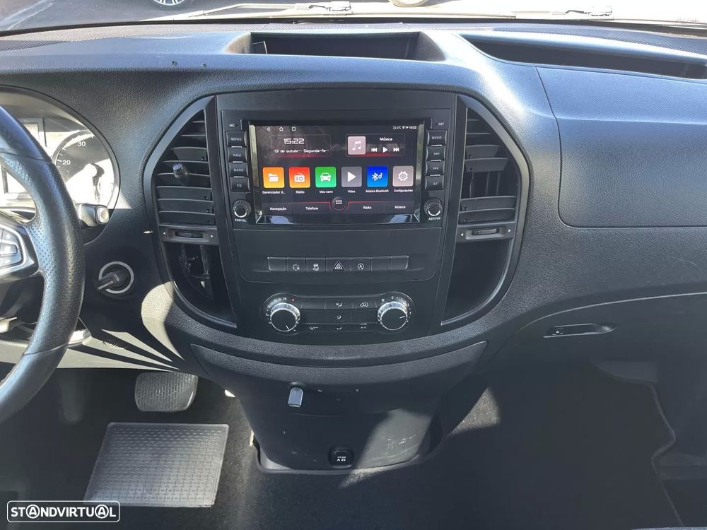 Mercedes-Benz Vito Tourer 114 CDI (BlueTEC) Longa Aut. PRO - 25