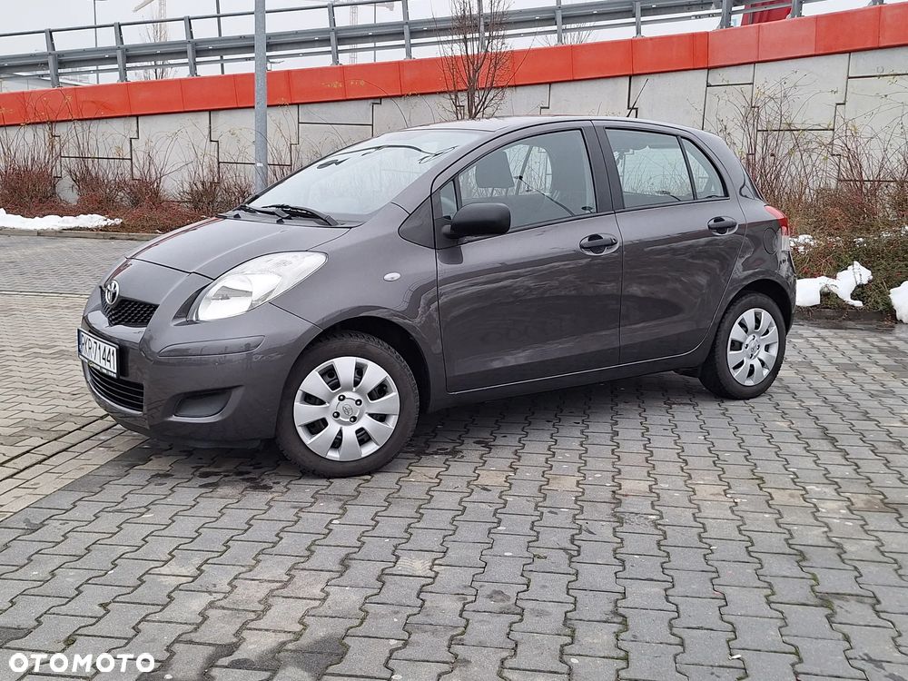 Toyota Yaris 1.0 VVT-i Sol - 1