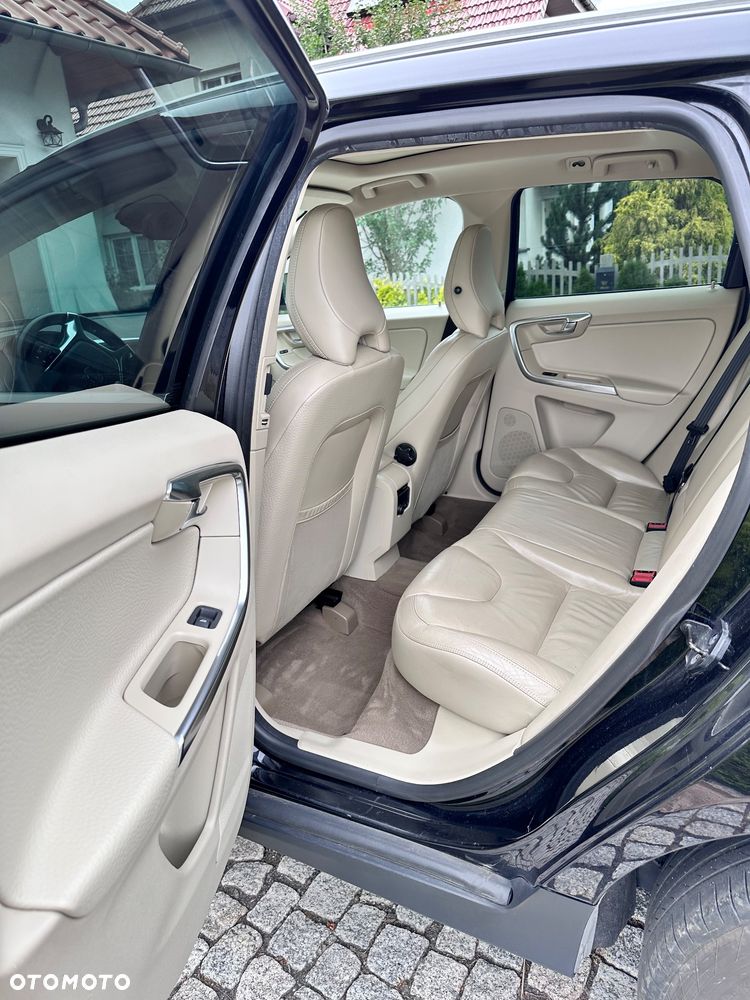 Volvo XC 60 - 10