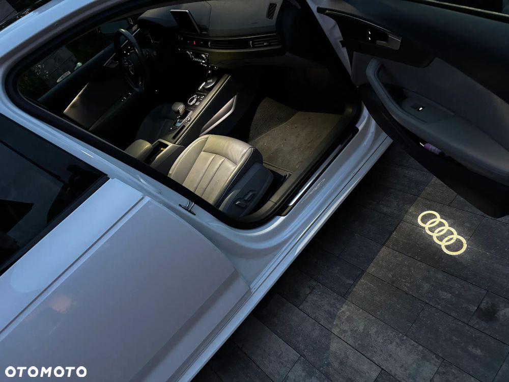 Audi A4 Limousine 40 TFSI S tronic design - 11