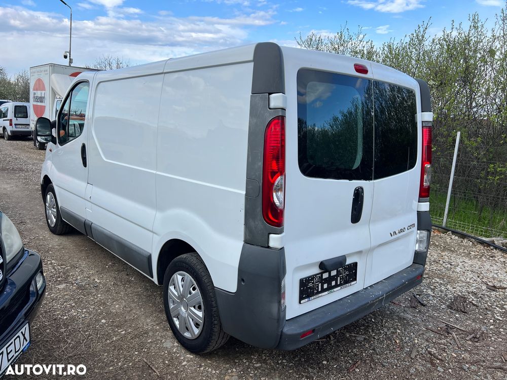 Opel Vivaro - 5