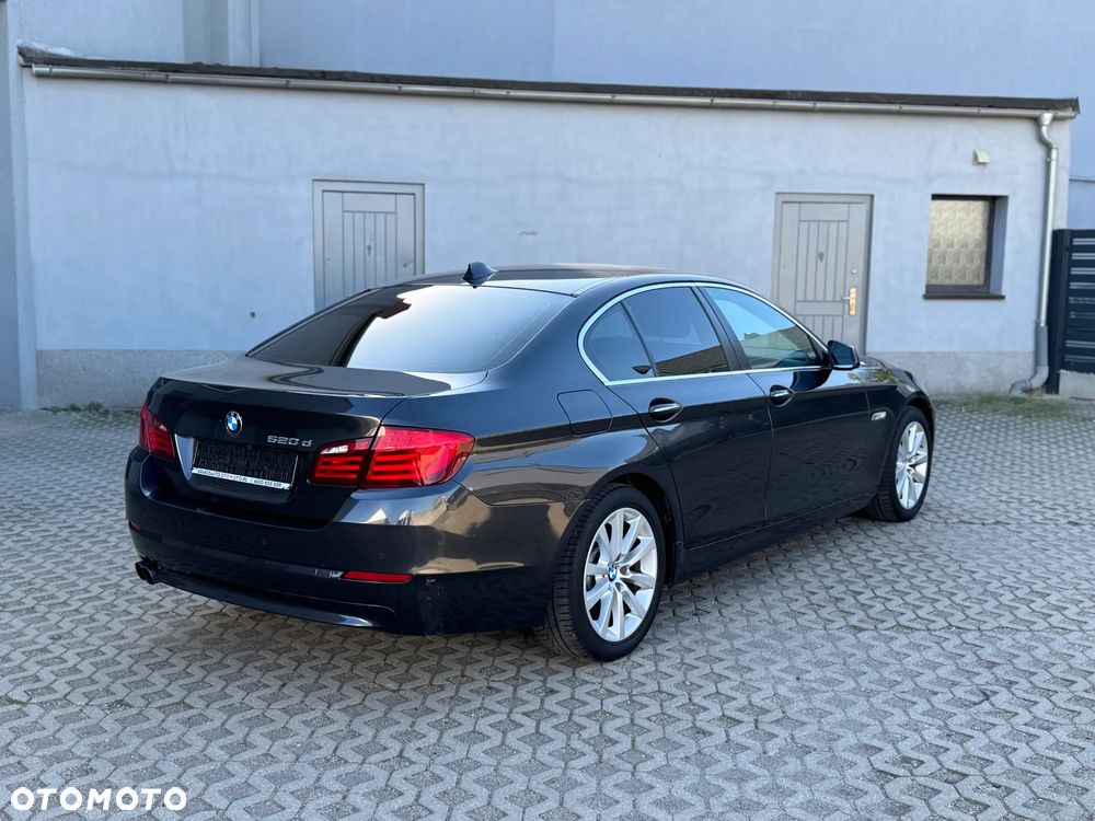 BMW Seria 5 520d - 8